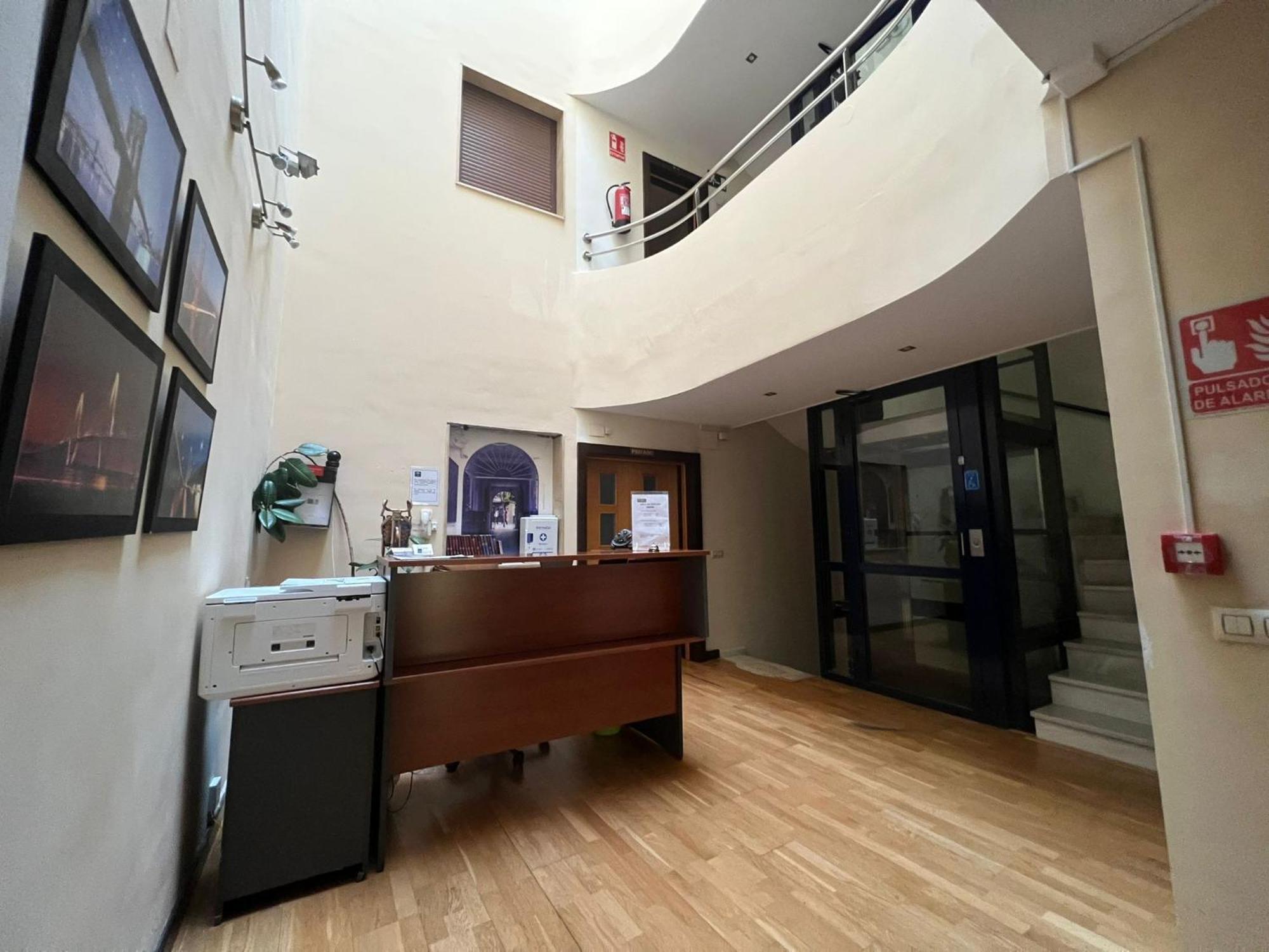 Hostal El Pasaje Puente Genil Bagian luar foto